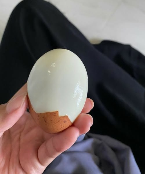 Eggs with Mugwort: What Nutrition Insights Suggest About This Traditional Soup