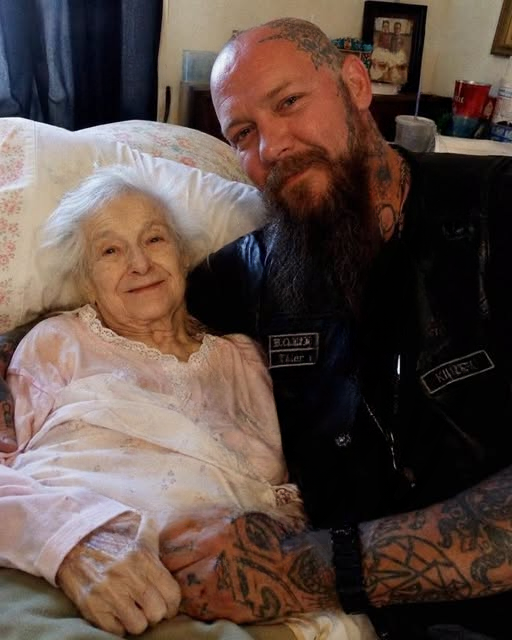 The Tattooed Biker Sitting Beside My Dying Mother Looked Like a Stranger—But the Secret He Revealed Shattered Everything I Thought I Knew About My Family