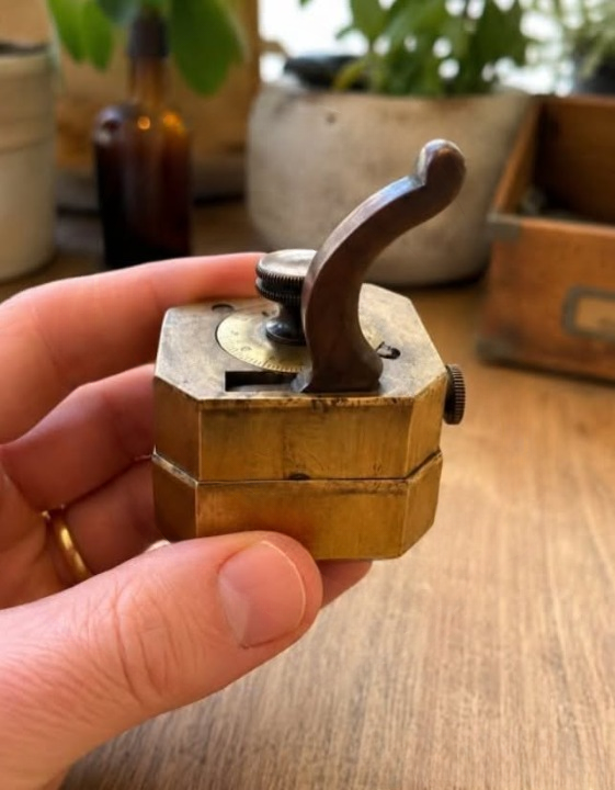 I Found a Mysterious Antique at a Flea Market—Its Real Purpose Left Me Amazed