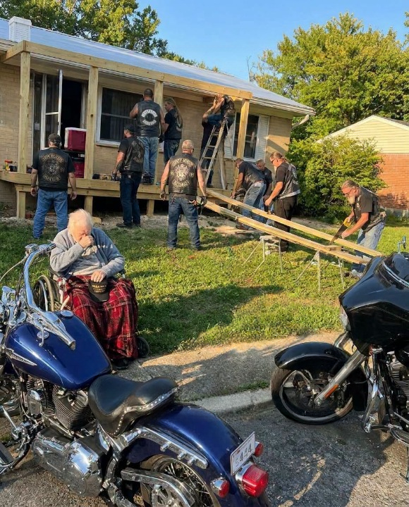 A Veteran’s Final Wish Changed After an Unexpected Community Came Together